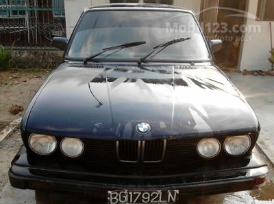 1987 BMW 520i 2,0 E28 Sedan (Jual Cepat)