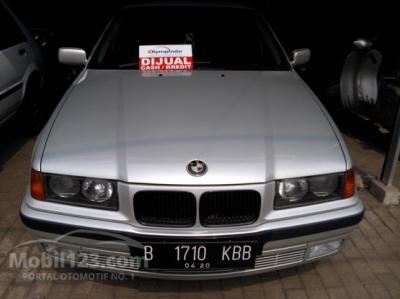 1995 - BMW 320i E36 2.0