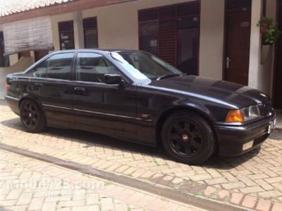 1996 BMW 320i 2.0 E36 2.0 Sedan