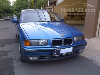 1997 BMW 318i Low KM