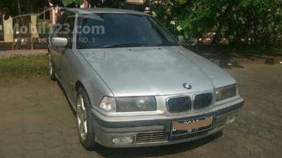 1997 BMW 323i 2.5 E36 2.5 Sedan