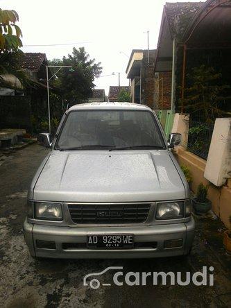 2000 Isuzu Panther new hi grade