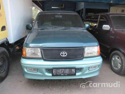 2000 Toyota Kijang