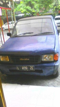 2001 Isuzu Panther pick up