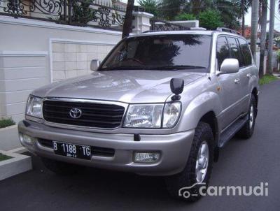 2001 Toyota Land Cruiser 100