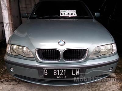 2002 - BMW 3 Series Sedan