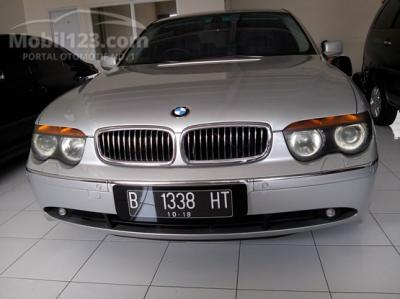 2002 - BMW 735Li