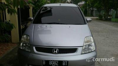 2002 Honda Stream