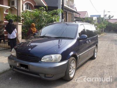 2002 Kia Carnival