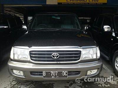 2002 Toyota Land Cruiser VX 100