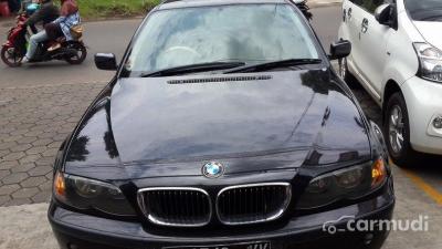 2003 BMW 318i