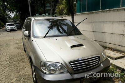 2003 Kia Carnival