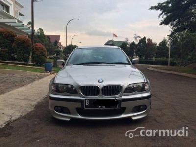 2004 BMW 318i