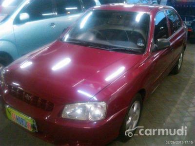 2004 Hyundai Accent