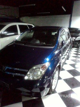 2005 Toyota IST