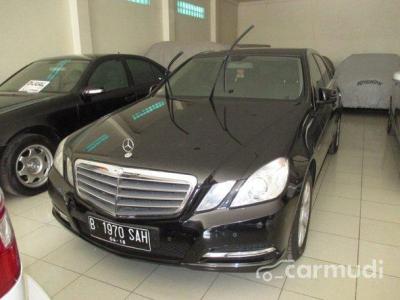 2008 Mercedes-Benz E200