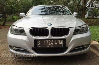 2010 BMW 320i 2.0 E90 EXECUTIVE ( FACELIFT )