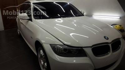 2010 BMW 325i 3.0 E90 Facelift 3.0 Sedan