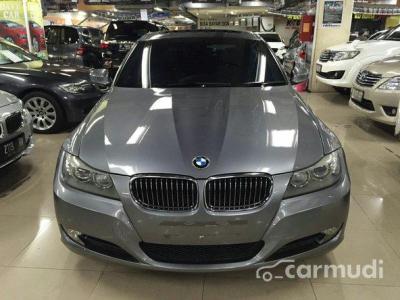 2010 BMW 325i 325i