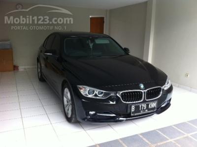 2013 BMW 320i 2.0 Sport Sedan