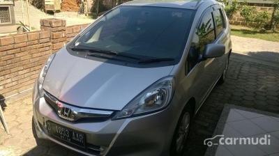 2013 Honda Jazz S