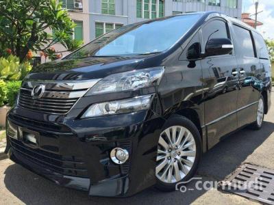 2013 Toyota Vellfire ZG premium