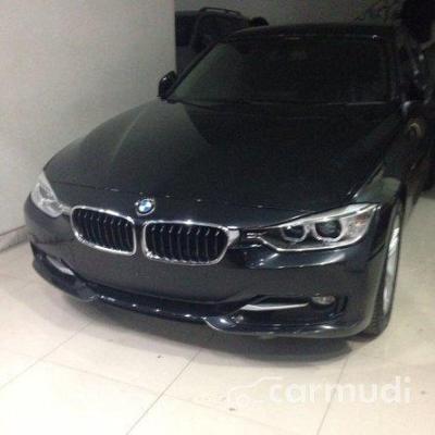 2014 BMW 320i F30