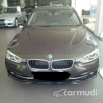 2015 BMW 320i Sport Facelift