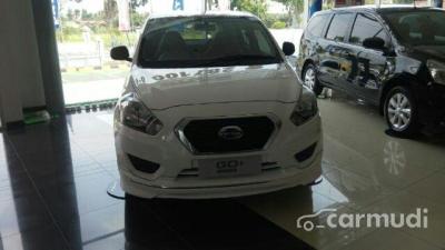 2015 Datsun GO T option style