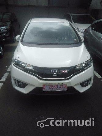 2015 Honda Jazz s