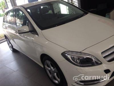 2015 Mercedes-Benz B200 Sport