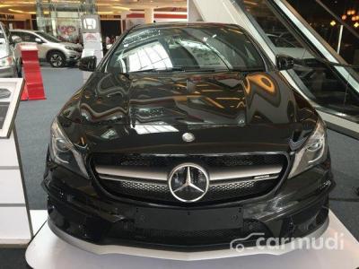 2015 Mercedes-Benz CLA45 AMG CBU