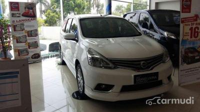 2015 Nissan Grand Livina sv mt