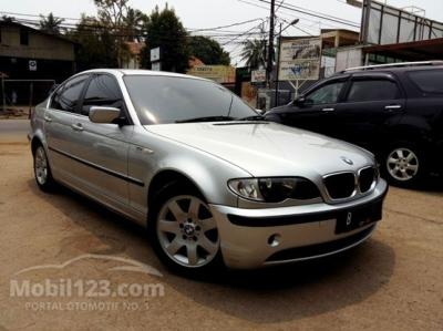 BMW 318i E46 Facelift 2.0 Automatic 2003 Silver Metalik