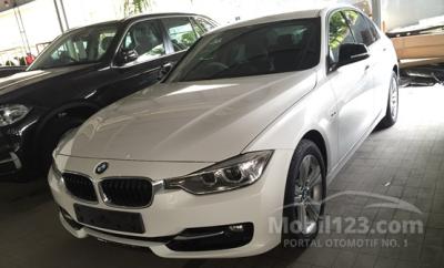 BMW 320i Sport Comfort Access NIK 2015