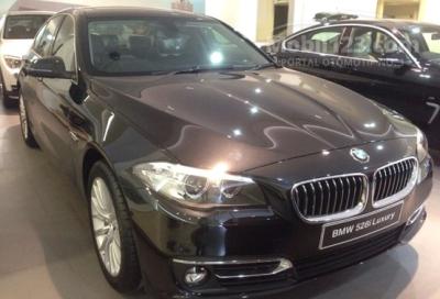 BMW 528i Luxury Promo Akhir Tahun