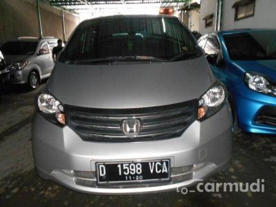 Honda Freed Psd 2010