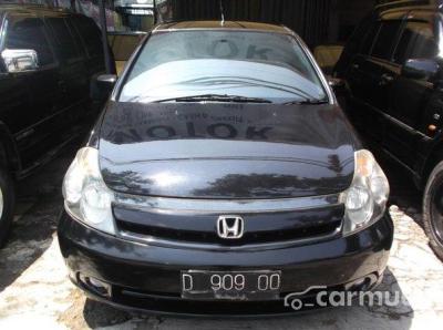 Honda Stream 2004