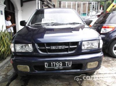 Isuzu Panther 2002