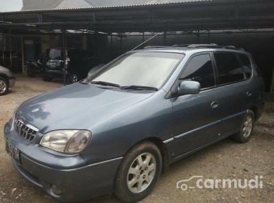 Kia Carens 2002