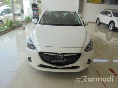 Mazda 2 R 2015