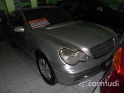 Mercedes-Benz C200 2002