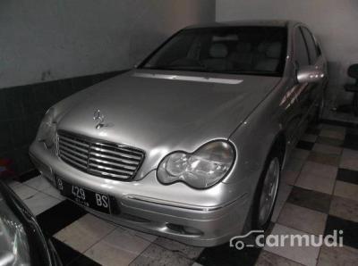 Mercedes-Benz C240 2003