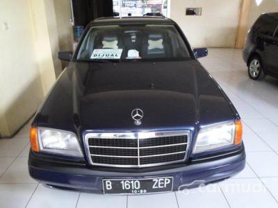 Mercedes-Benz E200 2010