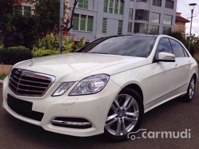 Mercedes-Benz E300 Avantgrade Panramic Tdp 199Jt 2011