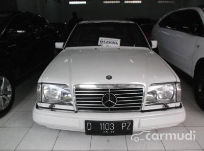 Mercedes-Benz E320 Masterpiece 1993