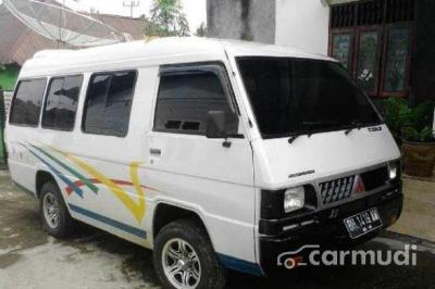 Mitsubishi L300 Minibus 2008