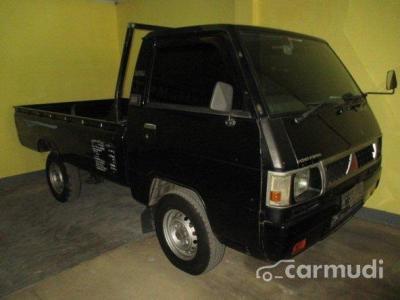 Mitsubishi L300 Pick-Up 2011