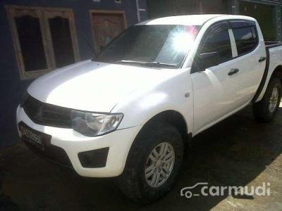 Mitsubishi Strada Double Cabin Glx 2012