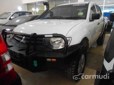 Mitsubishi Strada Glx 2012